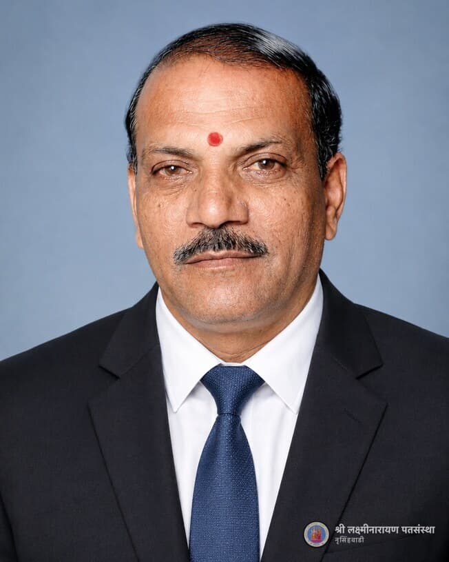 Shri Mahadev Vasant Pujari